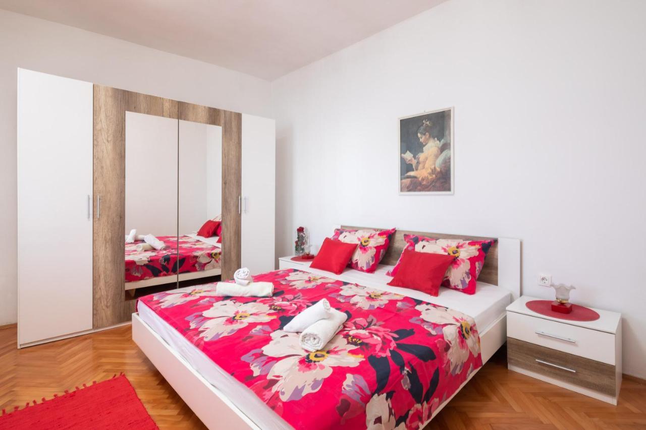 Sky Way Apartments Dugi Rat Zewnętrze zdjęcie