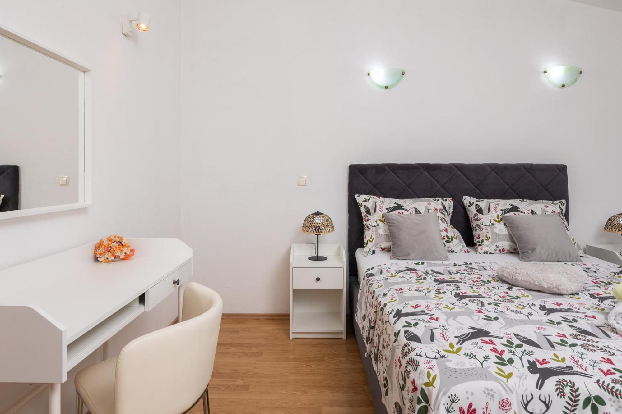 Sky Way Apartments Dugi Rat Zewnętrze zdjęcie