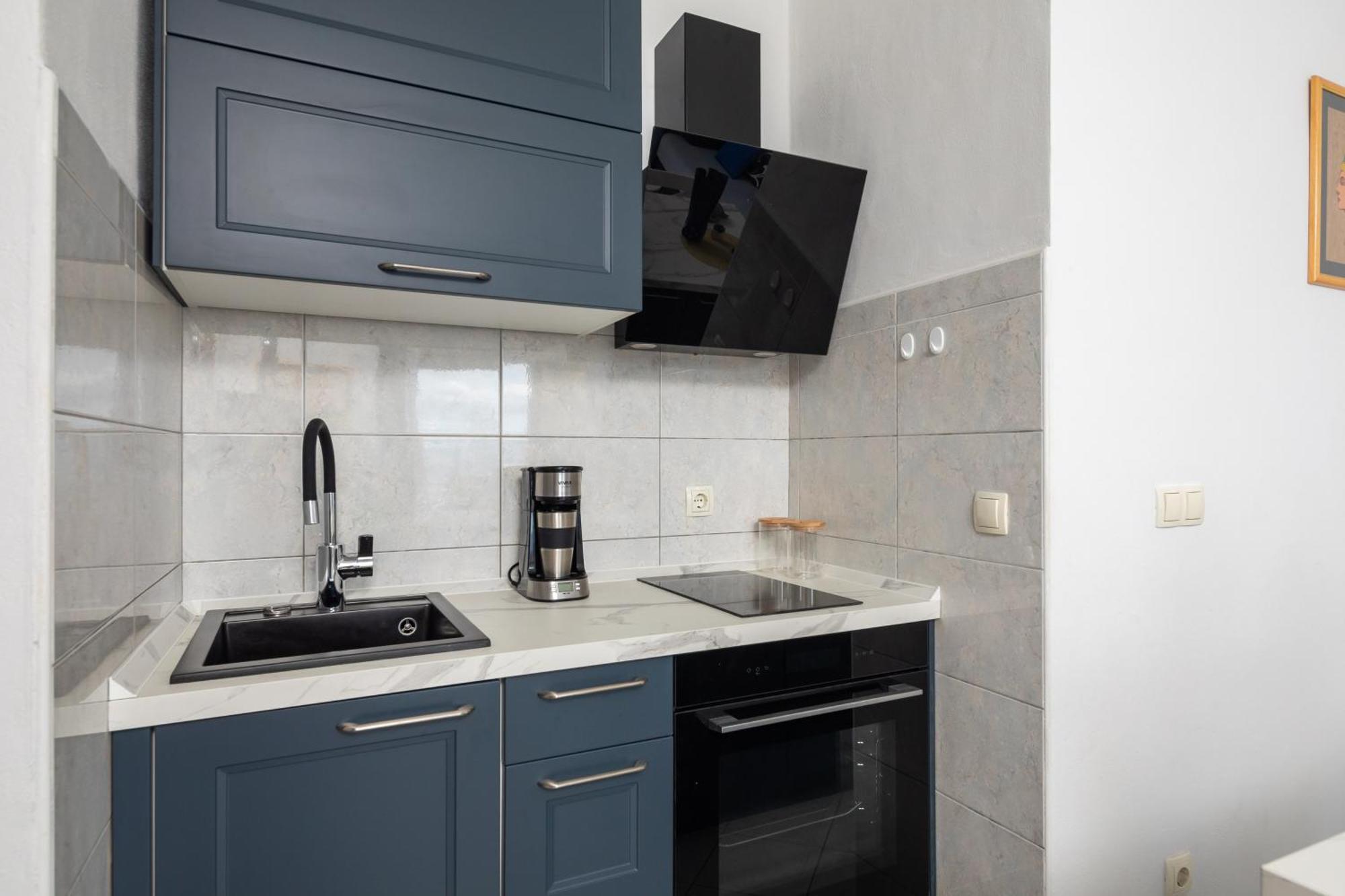 Sky Way Apartments Dugi Rat Zewnętrze zdjęcie